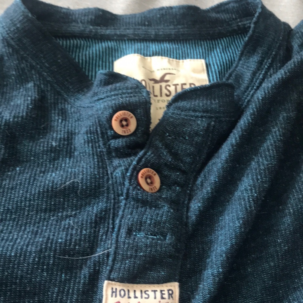 Hollister men’s blue-green button neck sweater - Picture 2 of 4